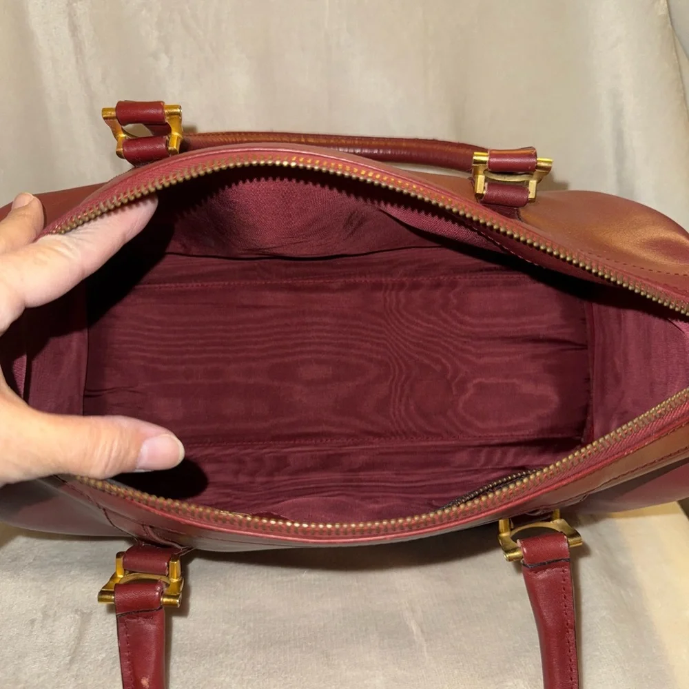 Cartier Elegant Burgundy Leather Handbag COA - Picture 11 of 15